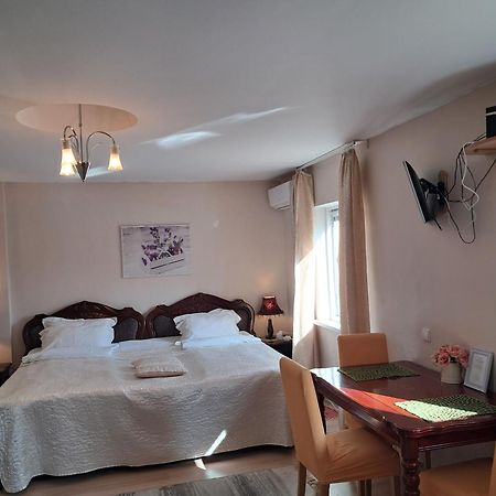 Close To Vilnius Business Center Apartment Exterior foto